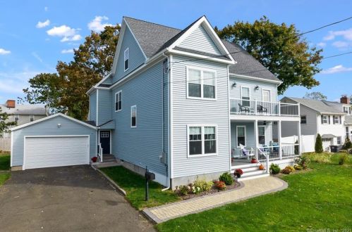 25 Marie St, Milford, CT 06460-7632