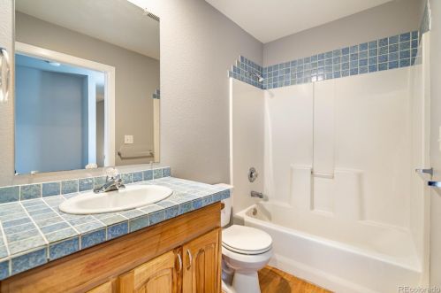 1240 Yosemite St, Denver CO 80237-1925 exterior