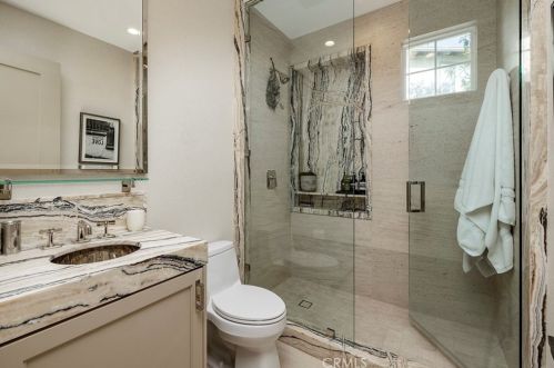 12 Tidal Surf, Newport Beach CA  92657-1905 exterior