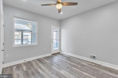 3073 Aramingo Ave, Philadelphia PA 19134-4315 exterior