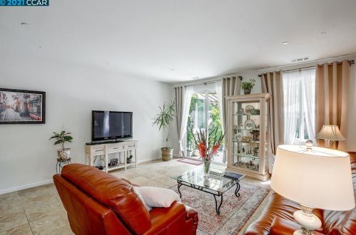 225 Silver Bell Way, Oakley CA  94561-2363 exterior