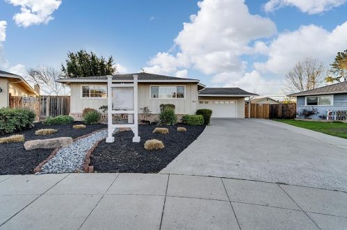 803 Killarney Ct, Sunnyvale, CA 94087-4820