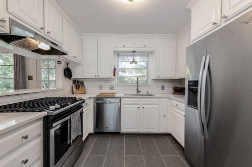 2503 Glenwood Ln, Denton TX  76209-1125 exterior