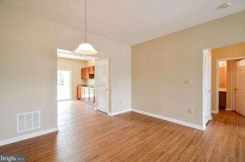 222 Huntington Ln, Easton PA  18040-8485 exterior