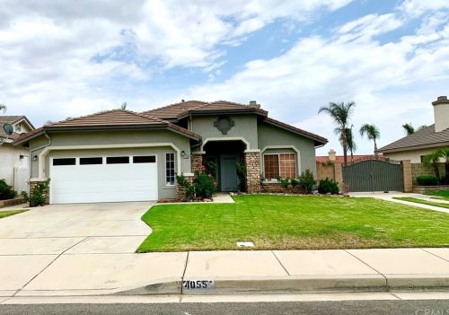4055 Redwood Ave, Rialto, CA 92377-2719