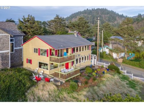 48880 Breakers Blvd, Neskowin OR  97149-2046 exterior