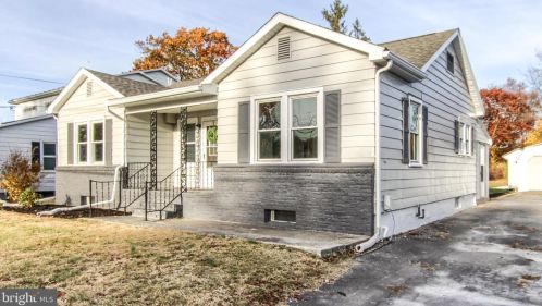 111 Mainsville Rd, Lees Cross Roads, PA 17257-1719