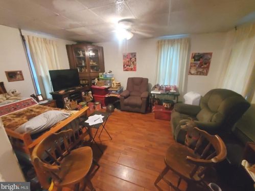 72 Mill St, Maze, PA 17094-8535