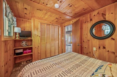 44 Roberts Cove Rd, Wakefield NH  03872-4741 exterior