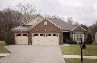 212 Meandering Dr, Lebanon TN  37090-1556 exterior