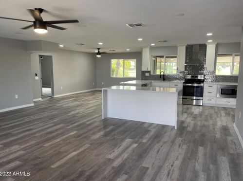 18811 132nd Ave, Sun City AZ  85375-4801 exterior