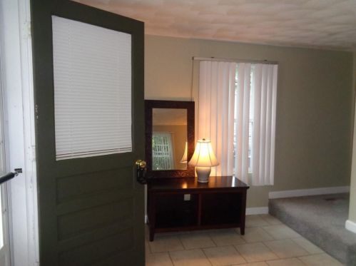 66 Hazard Ave, Warwick RI  02889-9404 exterior
