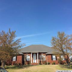 149 Andover Ln, Huntsville, AL 35811-8664