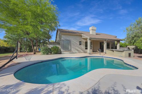 5143 Palo Brea Ln, Cave Creek AZ 85331-2436 exterior