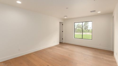 4554 Mcdonald Dr, Scottsdale AZ 85253-5328 exterior