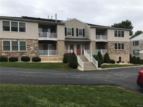 2546 Gulph Mls, Macungie, PA 18062-1473
