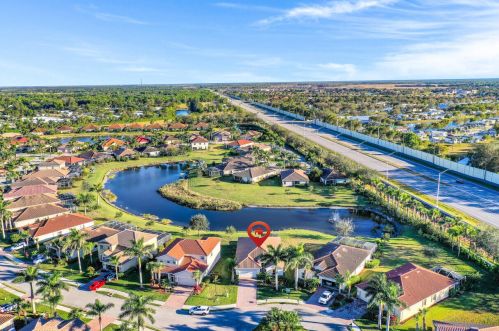 14840 Canton Ct, Naples, FL 34114-8668