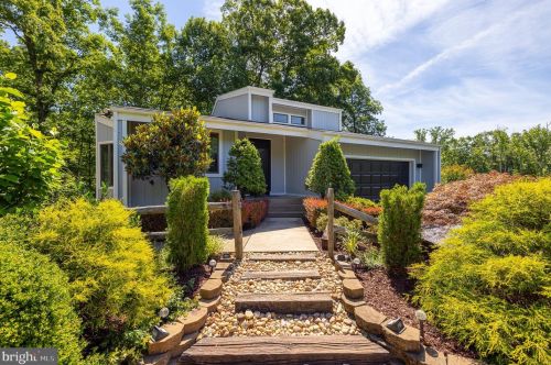 160 Cranes Corner Rd, Fredericksburg, VA 22405-1477