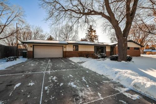 6211 Riverview Ter, Minneapolis, MN 55432-4843