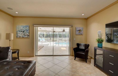 1086 28th Ave, Boynton Beach, FL 33426-7838