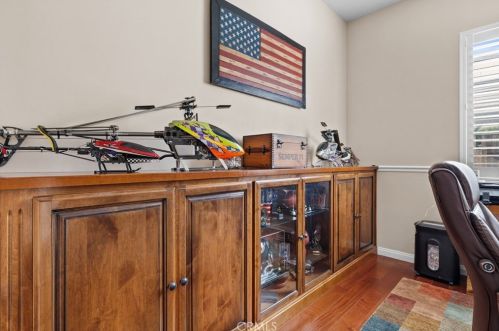 10504 Chesterfield Ct, Bakersfield CA 93311-3722 exterior