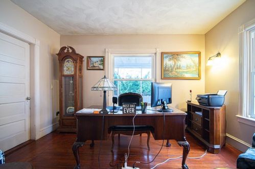 52 Scott Rd, Cumberland RI  02864-2812 exterior