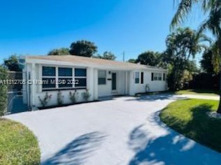 2007 Northridge Rd, Delray Beach, FL 33444-4230