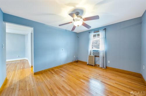 38 Madison Ave, Avenel NJ  07001-1445 exterior