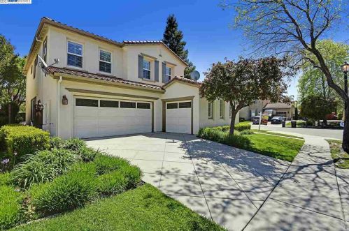 7195 Hickorywood Ln, Pleasanton, CA 94566-3581
