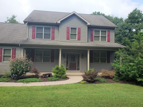 932 Willow Rd, Shelocta, PA 15774-8621