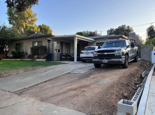 3026 Molly St, Riverside, CA 92506-4311