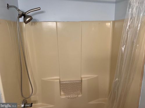 17925 Windward Dr, Lewes DE  19958-4139 exterior