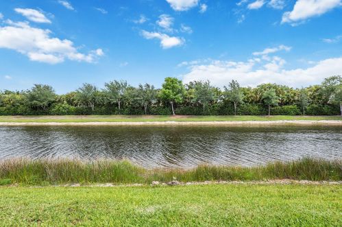 2878 Aviamar Cir, Naples FL  34114 exterior