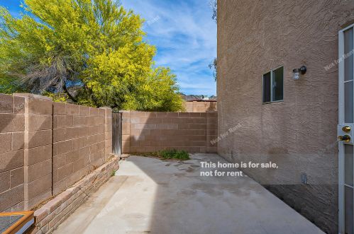 10015 14th St, Phoenix AZ 85020-1861 exterior