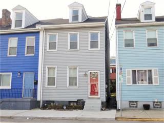 1922 Wharton St, Pittsburgh, PA 15203-1844