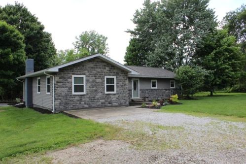 4539 Blacks Rd, Pataskala, OH 43062-8504