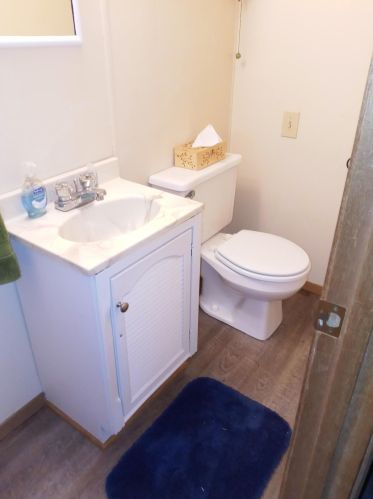 6209 Kinnickinnic Riv Pkwy, Milwaukee WI 53219-3011 exterior