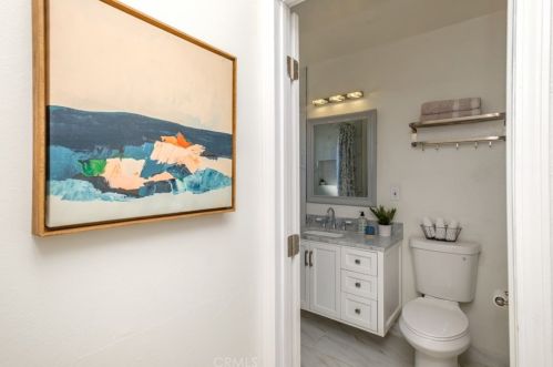 16434 Yucca Ave, Victorville CA  92395-3533 exterior