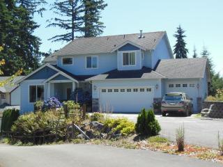 312 150th St, Lynnwood, WA 98087-6733