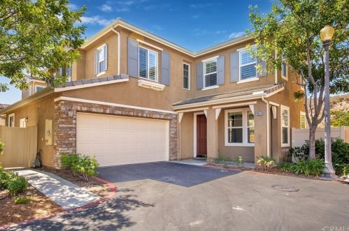 26070 Medici Ct, Santa Clarita, CA 91350-8518