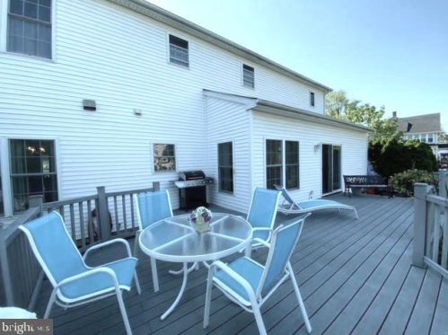 340 Bellevue Ave, Langhorne PA 19047-2847 exterior