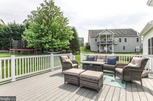 473 Adam Ln, Navy Sup Dpt PA  17050-2477 exterior