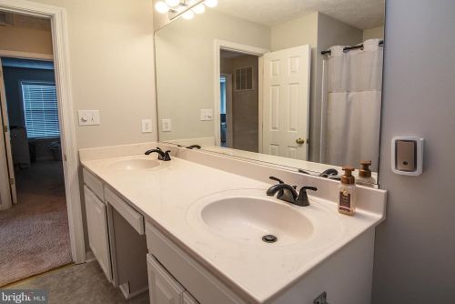 3809 Alberta Dr, Fredericksburg VA  22408-7713 exterior