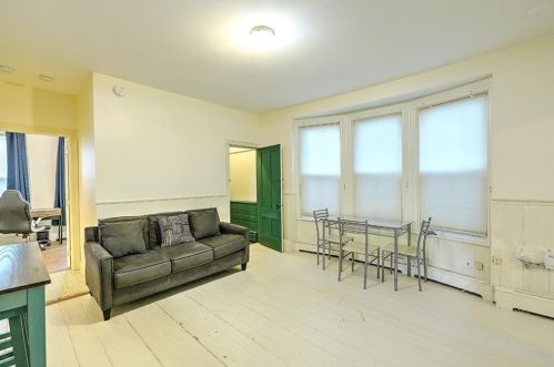 166 Williams St, Providence, RI 02906-1057
