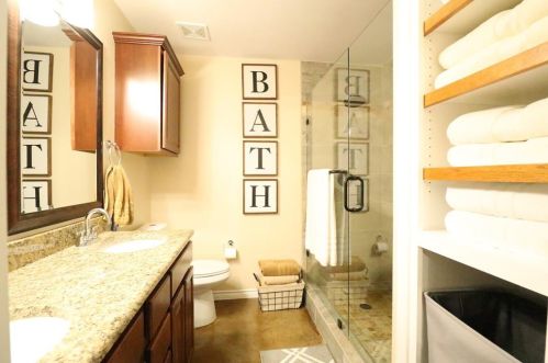 1012 Triple Crown Dr, Fort Worth TX  76179-2324 exterior