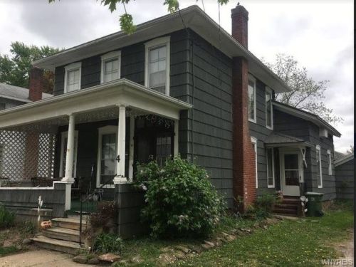 4 Maple Ave, Shelby, NY 14105-1316