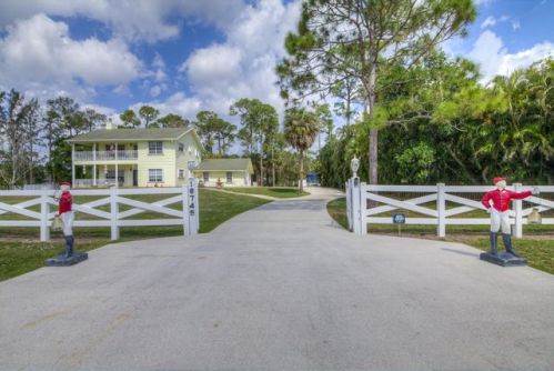 16745 Grand National Dr, Town Of Loxahatchee Groves, FL 33470-4167