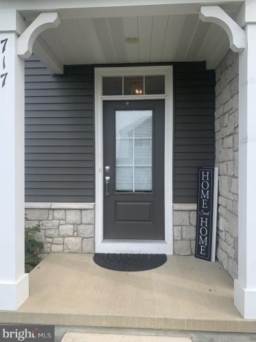717 Evelyn Ave, Navy Sup Dpt, PA 17055-9544