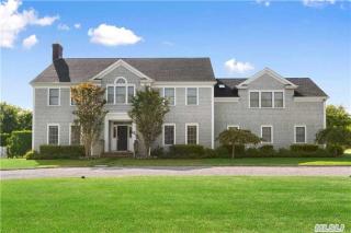 34 Millfarm Ln, South Hampton, NY 11968-2906