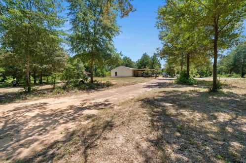 900 Point Rd, Kilgore, TX 75662-7129